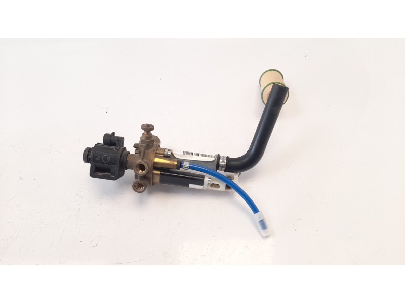 Recambio de bomba combustible para fiat tipo ii (357) berlina lounge plus referencia OEM IAM T004511 20379864 H22530