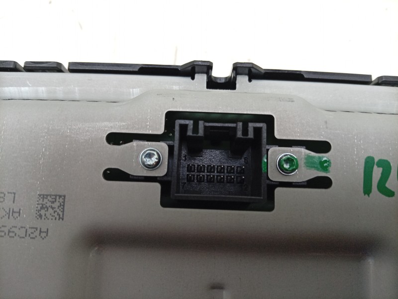 Recambio de pantalla multifuncion para volkswagen t-roc (a11, d11) 1.0 tsi referencia OEM IAM  5NN919605B 