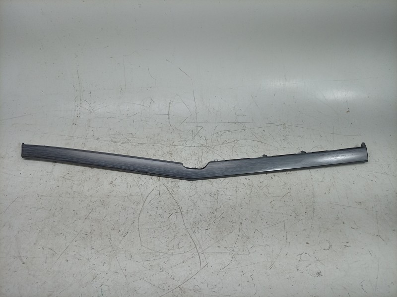 Recambio de moldura para kia sportage (nq5) drive referencia OEM IAM  84795P1100 