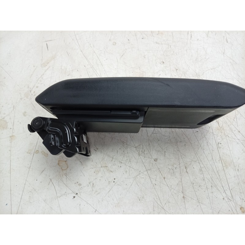 Recambio de apoyabrazos central para citroën c4 iii (ba_, bb_, bc_) 1.2 puretech 130 (bahnsa, bahnsb) referencia OEM IAM 9831033