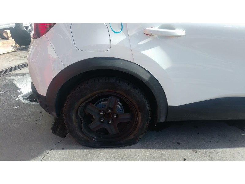 Recambio de aletin trasero derecho para renault captur ii (hf_) 1.0 tce 90 eco-g (hfm6) referencia OEM IAM   