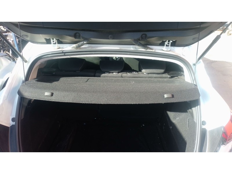 Recambio de bandeja trasera para renault captur ii (hf_) 1.0 tce 90 eco-g (hfm6) referencia OEM IAM   
