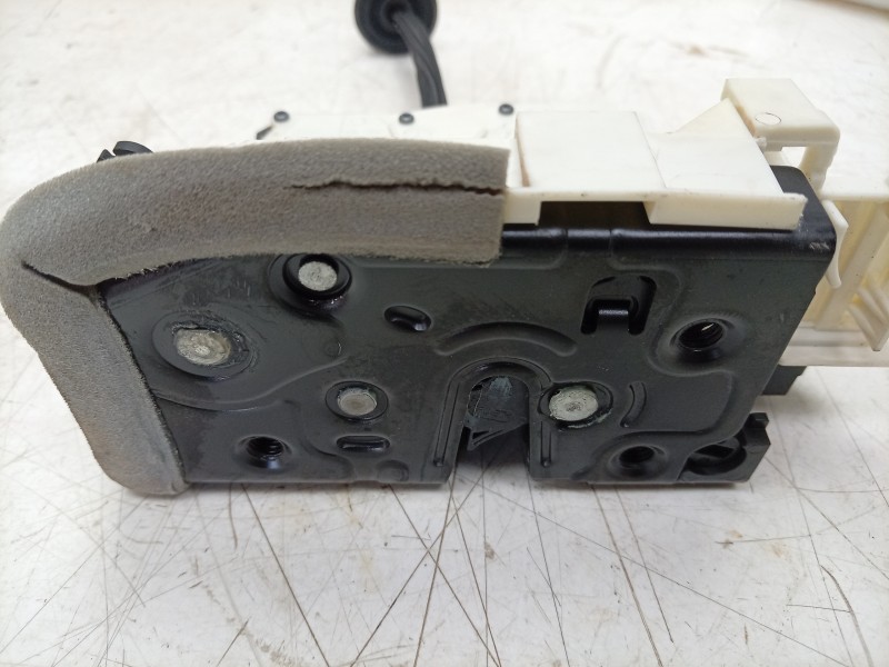 Recambio de cerradura puerta delantera derecha para porsche taycan (y1a) 4s referencia OEM IAM  PAB837016 