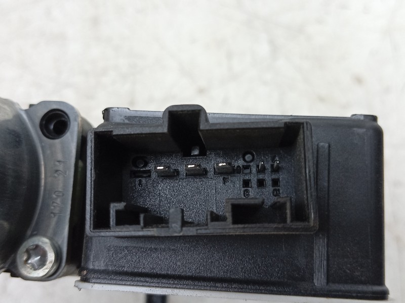 Recambio de motor elevalunas trasero izquierdo para volkswagen t-roc (a11, d11) 1.0 tsi referencia OEM IAM 0130822695 5Q0959407D