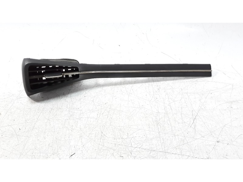 Recambio de rejilla aireadora para hyundai ioniq referencia OEM IAM 84795G2AA0  