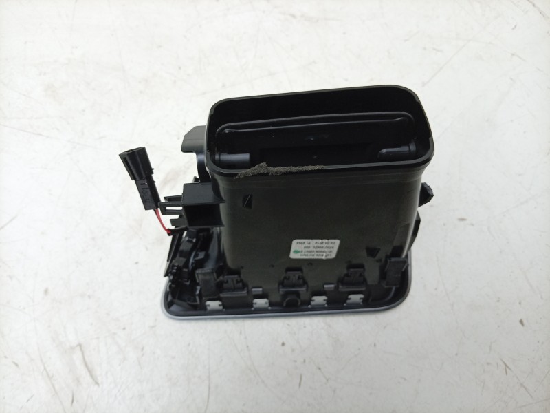 Recambio de aireador izquierdo para maserati ghibli iii (m157) 3.0 s q4 referencia OEM IAM  6700190620 