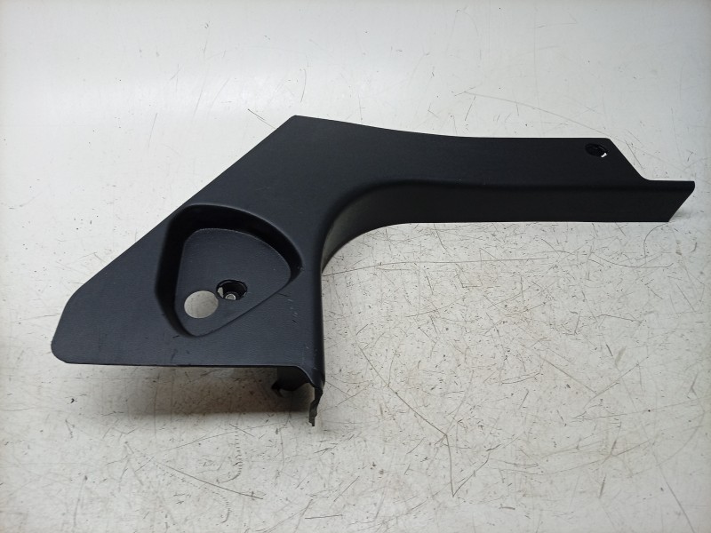 Recambio de moldura para maserati ghibli iii (m157) 3.0 s q4 referencia OEM IAM  6700113670 