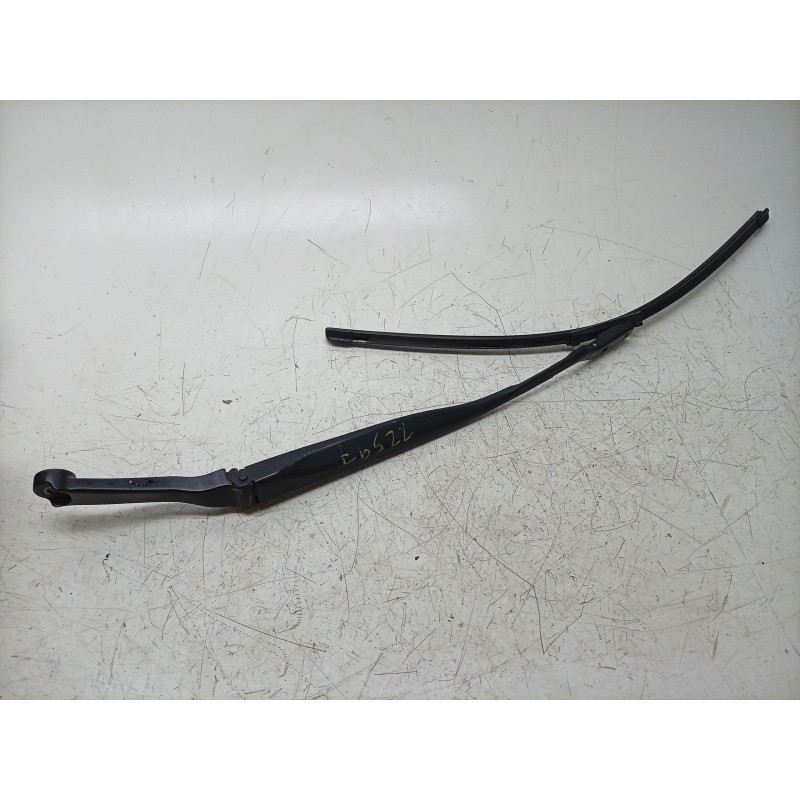 Recambio de brazo limpia delantero izquierdo para maserati ghibli iii (m157) 3.0 s q4 referencia OEM IAM  670007562 