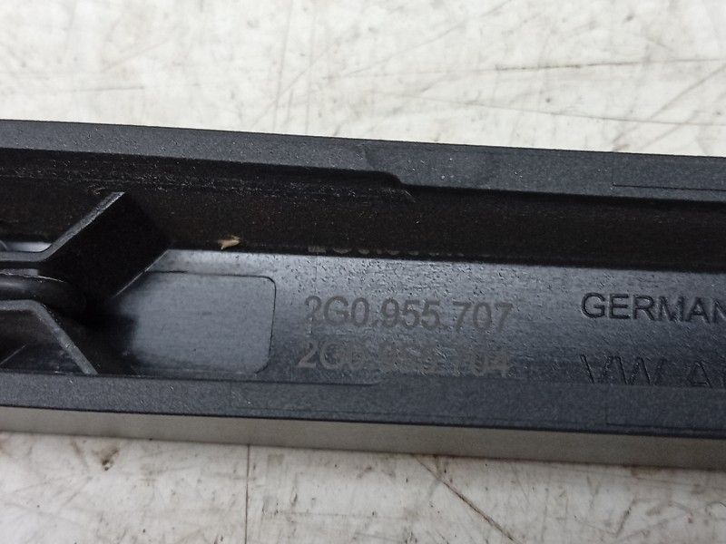 Recambio de brazo limpia trasero para volkswagen polo vi (aw1, bz1, ae1) 1.0 tsi referencia OEM IAM  2G0955707 