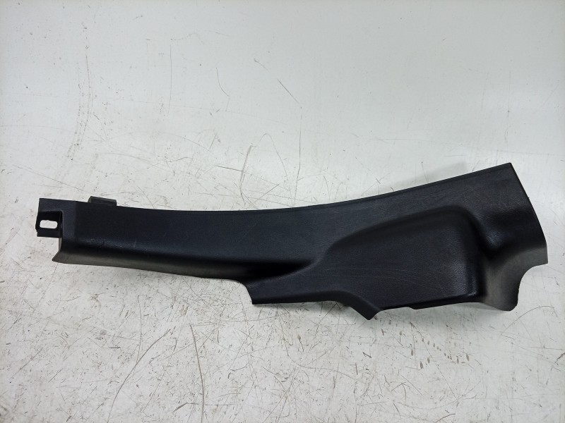 Recambio de moldura para maserati ghibli iii (m157) 3.0 s q4 referencia OEM IAM  6700113650 