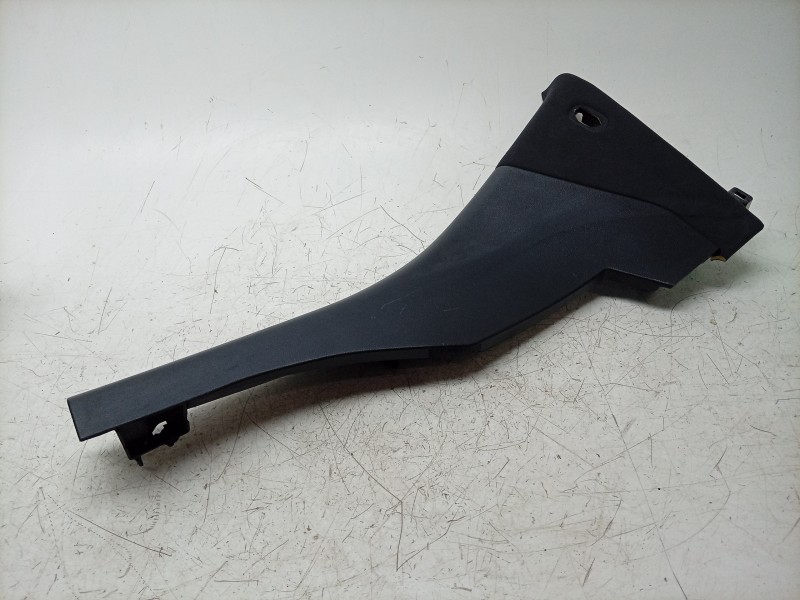 Recambio de moldura para maserati ghibli iii (m157) 3.0 s q4 referencia OEM IAM  670011413 