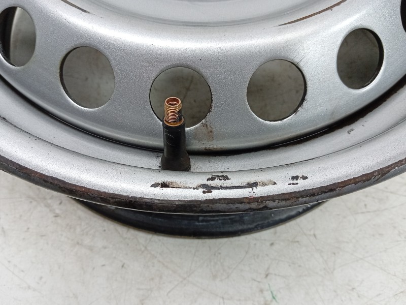 Recambio de llanta para renault express furgoneta/monovolumen 1.5 blue dci 75 (f6aa) referencia OEM IAM  403007245R 