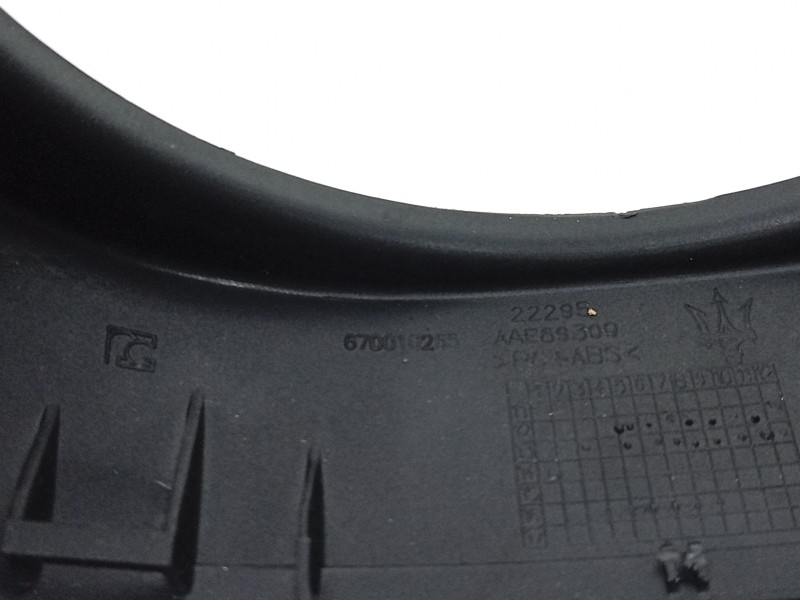 Recambio de moldura para maserati ghibli iii (m157) 3.0 s q4 referencia OEM IAM  670010265 