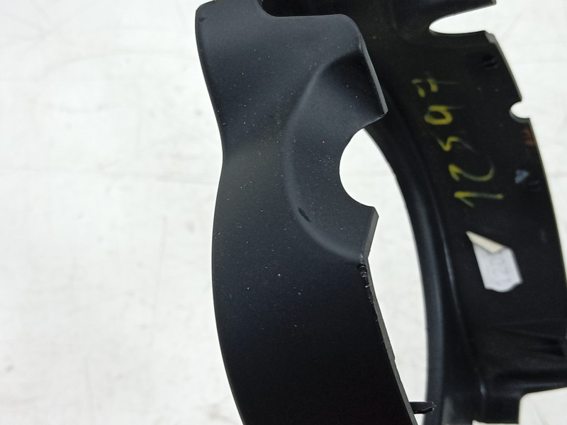Recambio de moldura para maserati ghibli iii (m157) 3.0 s q4 referencia OEM IAM  670010265 