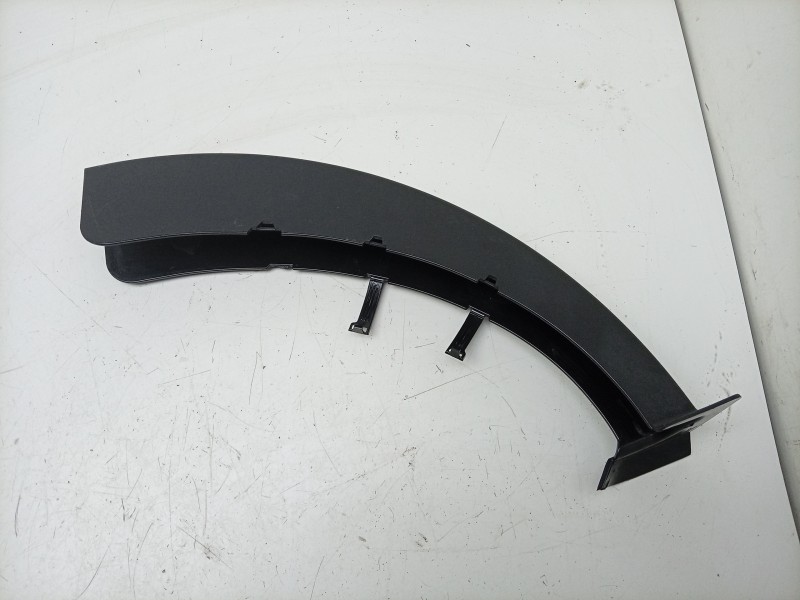 Recambio de moldura para maserati ghibli iii (m157) 3.0 s q4 referencia OEM IAM  670014502 