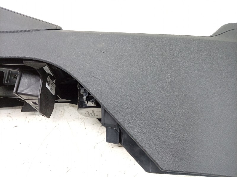 Recambio de consola central para skoda octavia iv (nx3, nn3, pv3) 2.0 tdi referencia OEM IAM  5E4863241A 