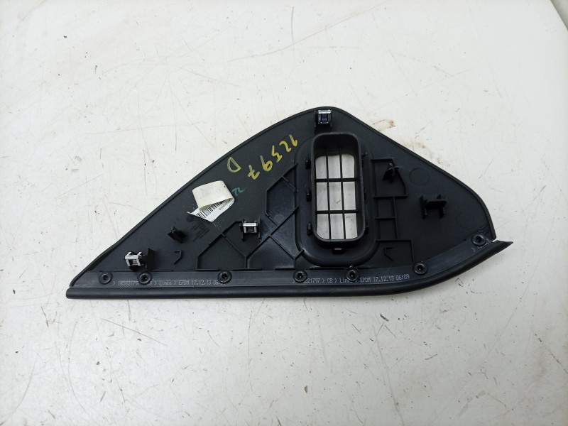 Recambio de moldura para maserati ghibli iii (m157) 3.0 s q4 referencia OEM IAM  670010827 