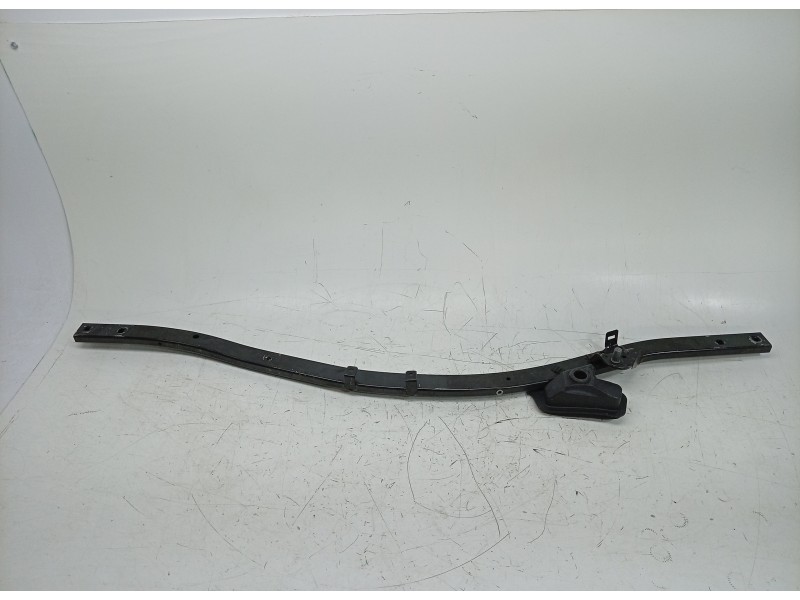 Recambio de travesaño superior para maserati ghibli iii (m157) 3.0 s q4 referencia OEM IAM  670037229 