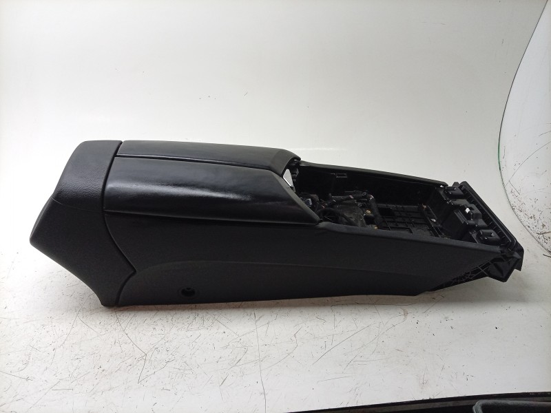 Recambio de apoyabrazos central para maserati ghibli iii (m157) 3.0 s q4 referencia OEM IAM  105088372C 