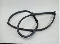 Recambio de gomas contorno puerta para maserati ghibli iii (m157) 3.0 s q4 referencia OEM IAM  670036937  2