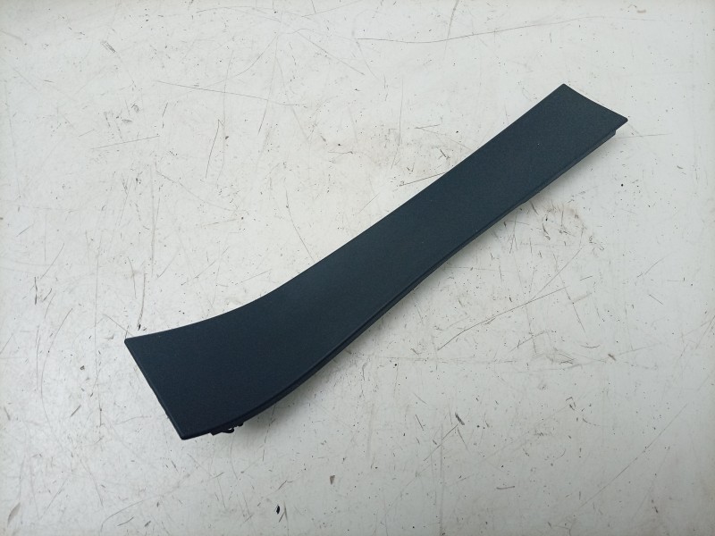 Recambio de moldura para maserati ghibli iii (m157) 3.0 s q4 referencia OEM IAM 670011108  