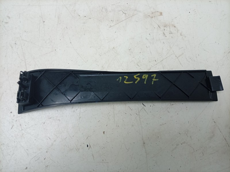 Recambio de moldura para maserati ghibli iii (m157) 3.0 s q4 referencia OEM IAM 670011108  