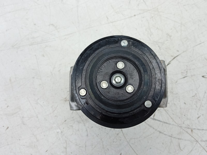 Recambio de compresor aire acondicionado para kg mobility tivoli referencia OEM IAM  1731303211 