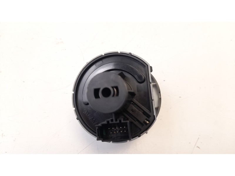 Recambio de mando luces para skoda fabia 1.2 tsi referencia OEM IAM 5E0941431D  