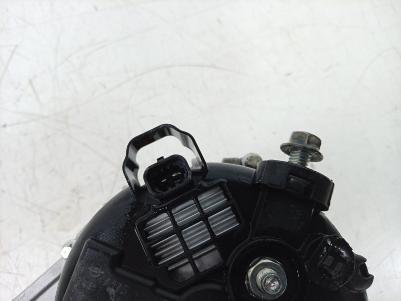 Recambio de alternador para kg mobility tivoli referencia OEM IAM  A1751540102 973ADR1105R