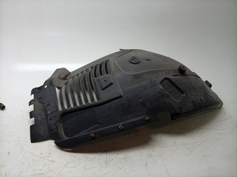 Recambio de paso rueda delantero izquierdo para maserati ghibli iii (m157) 3.0 s q4 referencia OEM IAM  670005833 