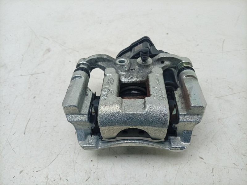 Recambio de pinza de freno trasera derecha para hyundai inster ax referencia OEM IAM  58230GX500 