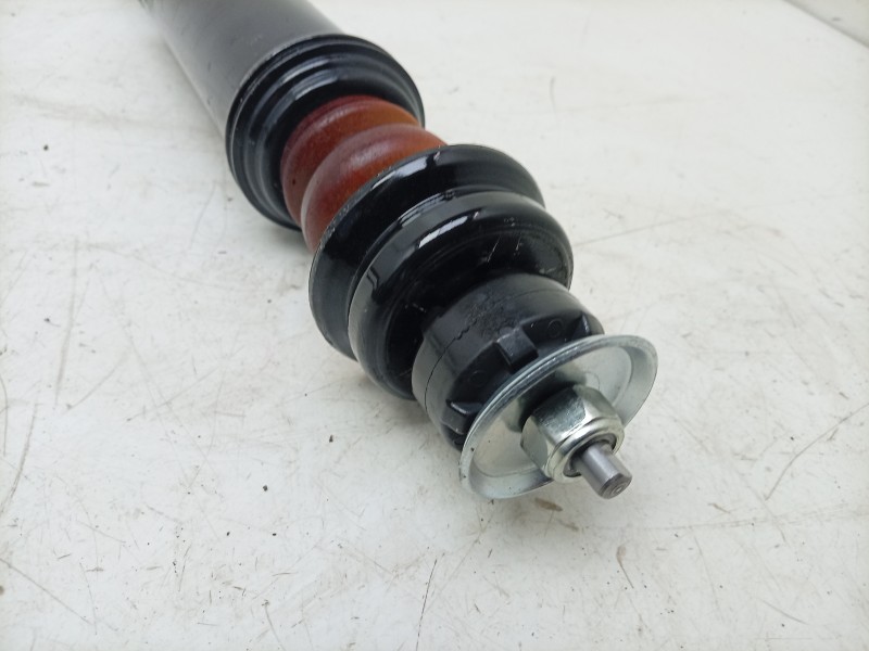 Recambio de amortiguador trasero izquierdo para hyundai inster ax referencia OEM IAM  55307GX100 