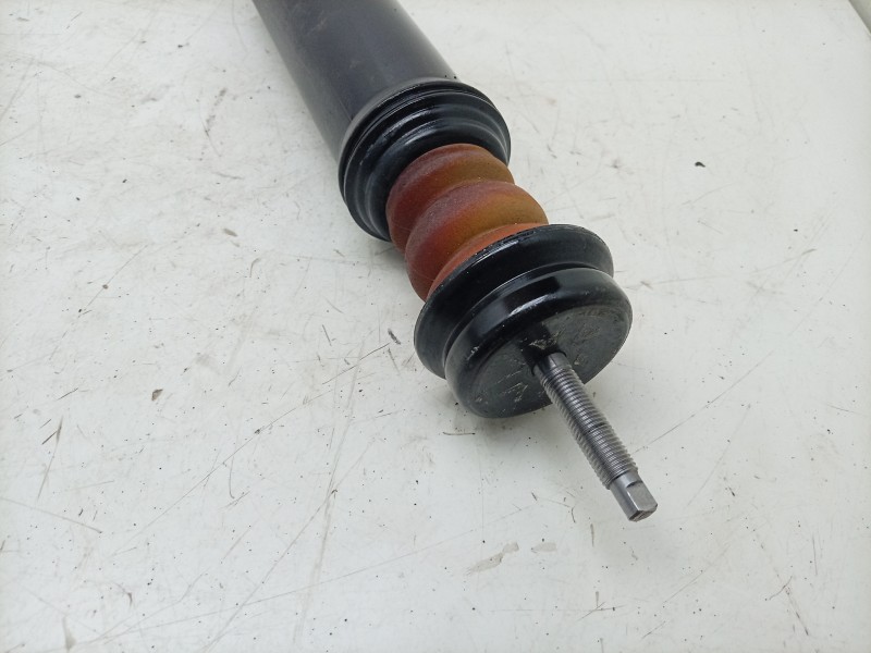 Recambio de amortiguador trasero derecho para hyundai inster ax referencia OEM IAM  55307GX100 