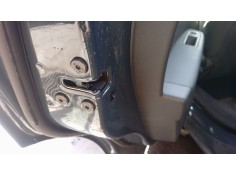 CERRADURA PUERTA TRASERA IZQUIERDA 