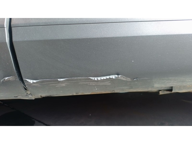 Recambio de puerta delantera derecha para renault captur ii (hf_) tce 90 (hfm6) referencia OEM IAM   