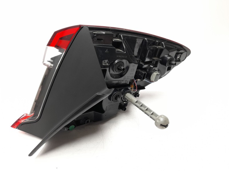Recambio de piloto trasero izquierdo para renault captur ii (hf_) 1.0 tce 90 eco-g (hfm6) referencia OEM IAM  265558746R 