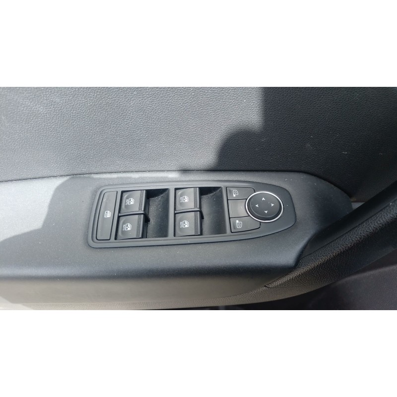 Recambio de mando elevalunas delantero izquierdo para renault captur ii (hf_) tce 90 (hfm6) referencia OEM IAM   