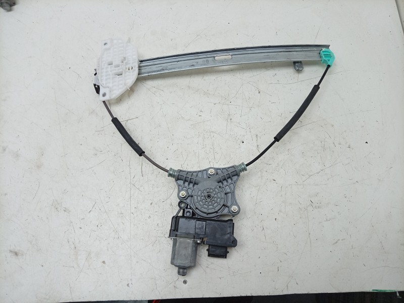 Recambio de elevalunas delantero izquierdo para kia stonic (yb) 1.0 t-gdi eco-dynamics+ referencia OEM IAM  82401H8110 