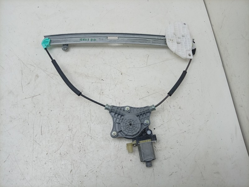 Recambio de elevalunas delantero derecho para kia stonic (yb) 1.0 t-gdi eco-dynamics+ referencia OEM IAM  82402H8100 