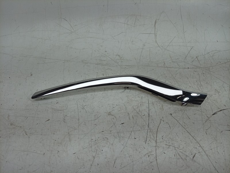 Recambio de moldura bajo faro izquierdo para renault captur ii (hf_) 1.0 tce 90 eco-g (hfm6) referencia OEM IAM  620752010R 