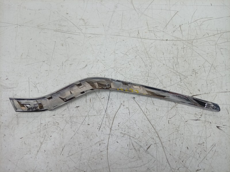 Recambio de moldura bajo faro izquierdo para renault captur ii (hf_) 1.0 tce 90 eco-g (hfm6) referencia OEM IAM  620752010R 