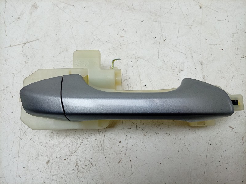 Recambio de maneta exterior delantera derecha para kia stonic (yb) 1.0 t-gdi eco-dynamics+ referencia OEM IAM  82661H8700 