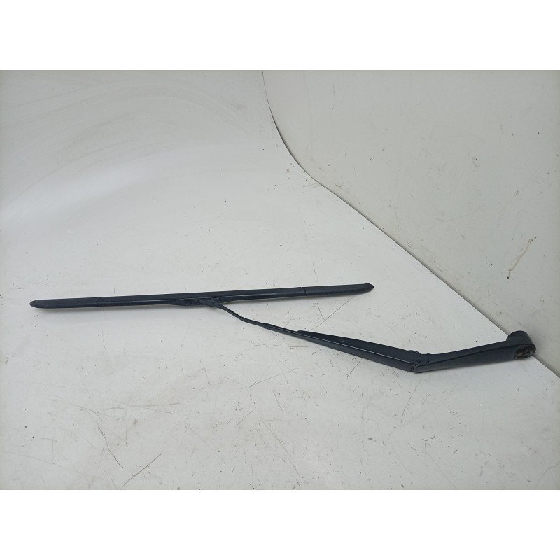Recambio de brazo limpia delantero izquierdo para kia stonic (yb) 1.0 t-gdi eco-dynamics+ referencia OEM IAM  98311H8000 