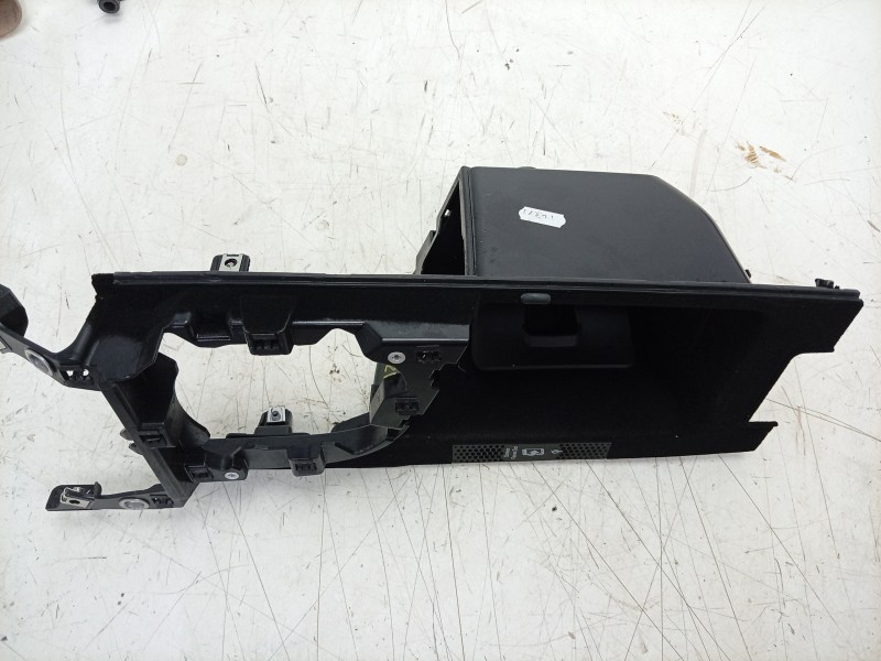 Recambio de moldura para porsche taycan (y1a) 4s referencia OEM IAM  1566379 