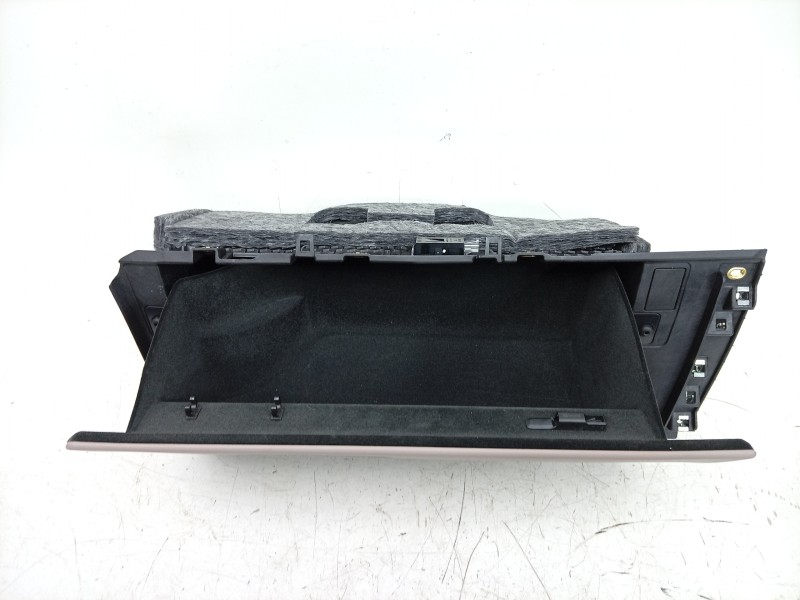 Recambio de guantera para porsche macan (xab) 4 electric (xabbb1, xabfd1) referencia OEM IAM  95C857933 