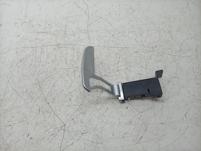 Recambio de levas cambio volante para maserati ghibli iii (m157) 3.0 s q4 referencia OEM IAM  670013665 