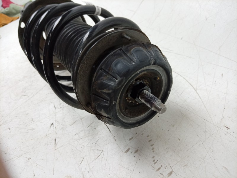 Recambio de amortiguador delantero izquierdo para kia stonic (yb) 1.0 t-gdi eco-dynamics+ referencia OEM IAM  54650H8200 