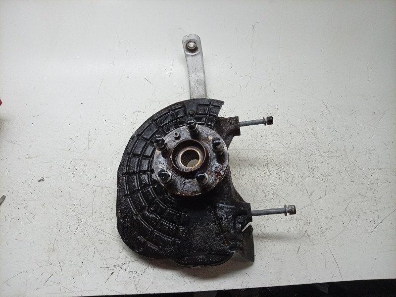 Recambio de mangueta delantera derecha para maserati ghibli iii (m157) 3.0 s q4 referencia OEM IAM  670004762 