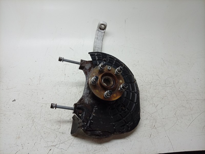 Recambio de mangueta delantera izquierda para maserati ghibli iii (m157) 3.0 s q4 referencia OEM IAM  670004761 