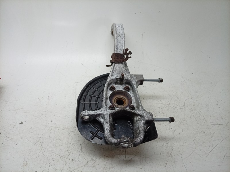 Recambio de mangueta delantera izquierda para maserati ghibli iii (m157) 3.0 s q4 referencia OEM IAM  670004761 